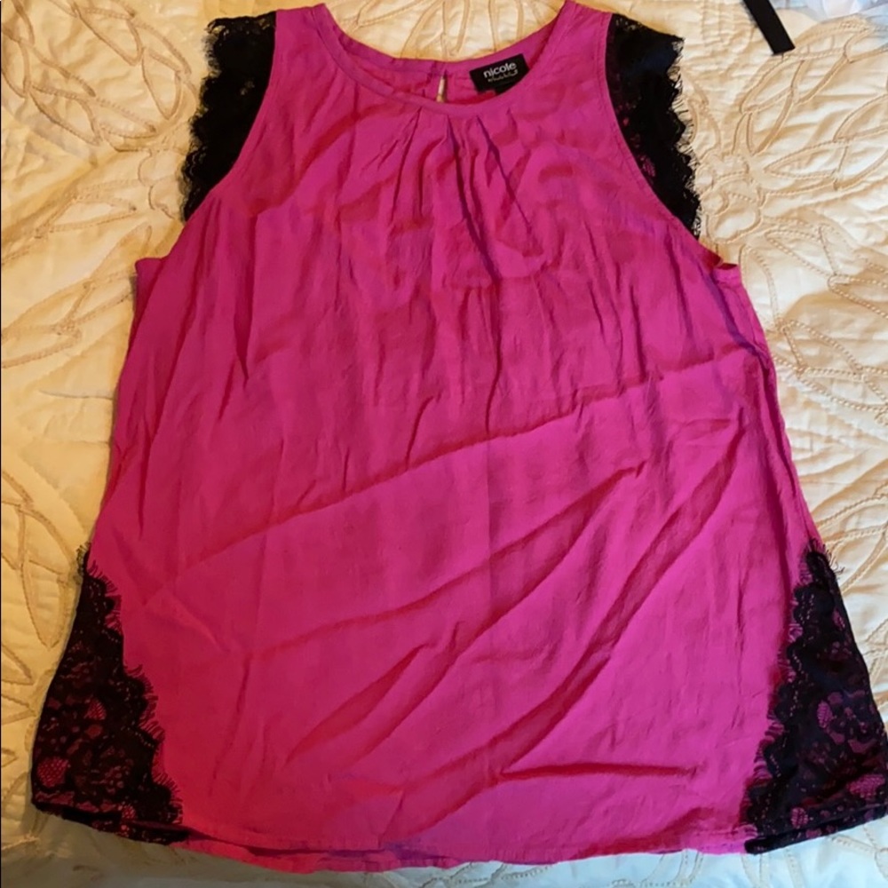 Pink sleeveless shirt